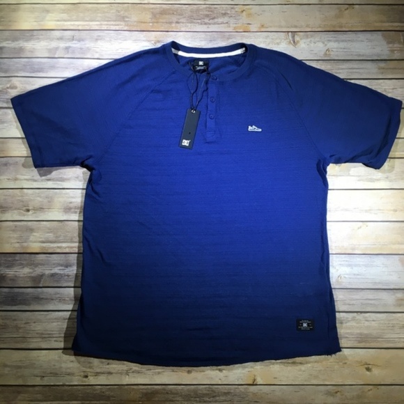 DC Other - DC Short Sleeve Button Shirt - Men's 2XL